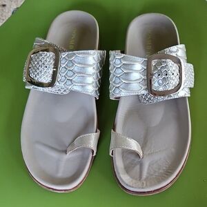 Donald Pliner Gold Faux Snake Lorenzo Slip On Sandal Size 7.5 Nice